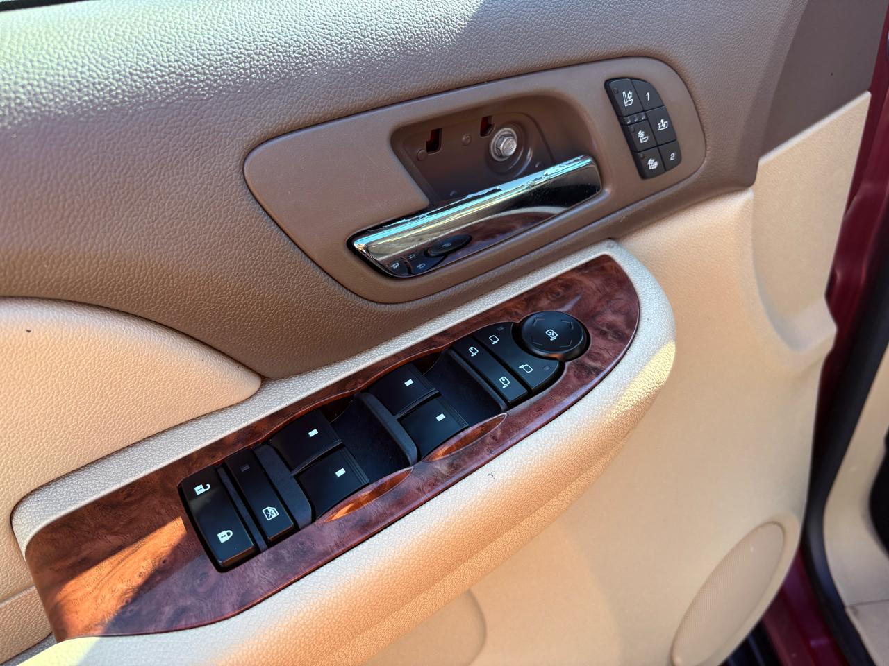 Chevrolet Tahoe LTZ 4WD 2009