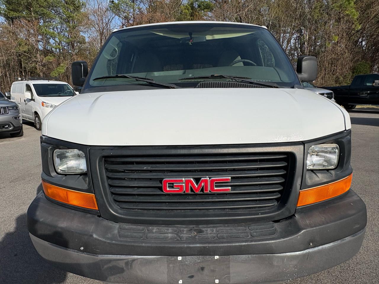 GMC Savana G2500 Cargo 2010