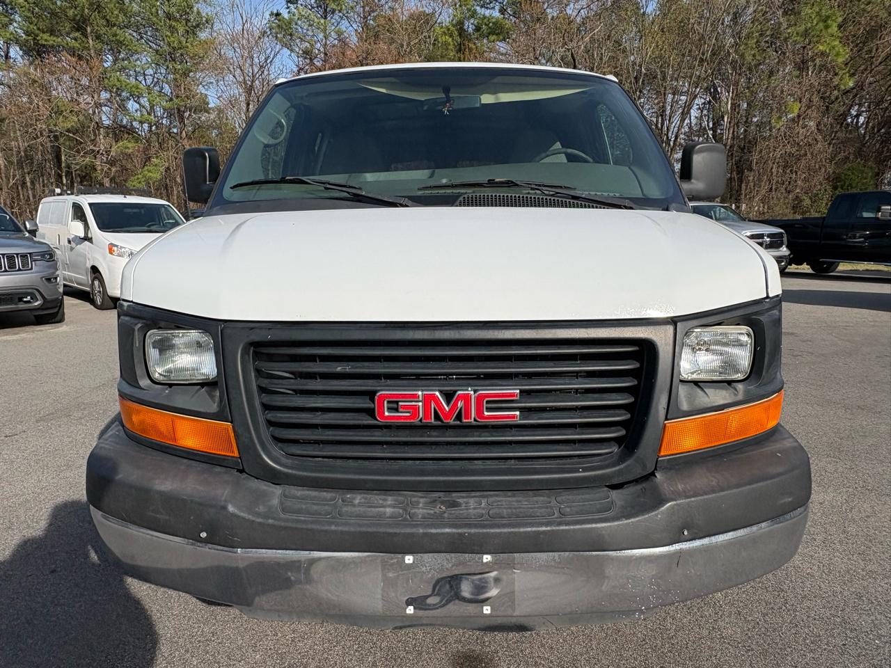 GMC Savana G2500 Cargo 2010