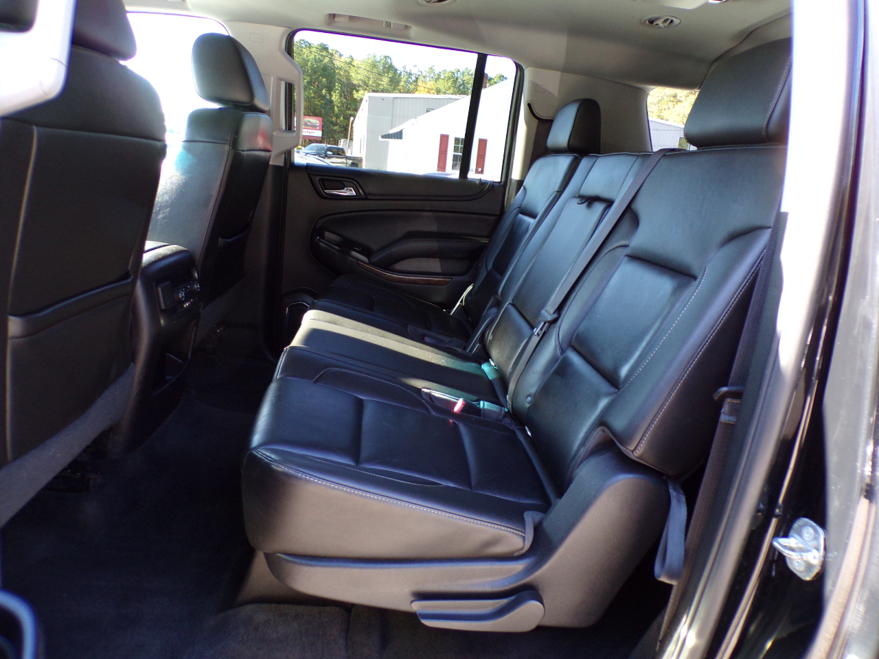Chevrolet Suburban LT 4WD 2016 Chevrolet Suburban LT 4WD 2016