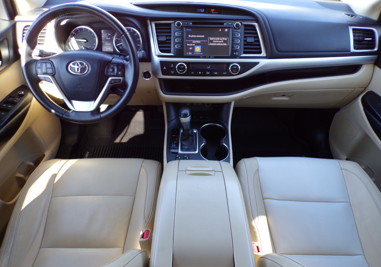 Toyota Highlander XLE AWD V6 2018 Toyota Highlander XLE AWD V6 2018