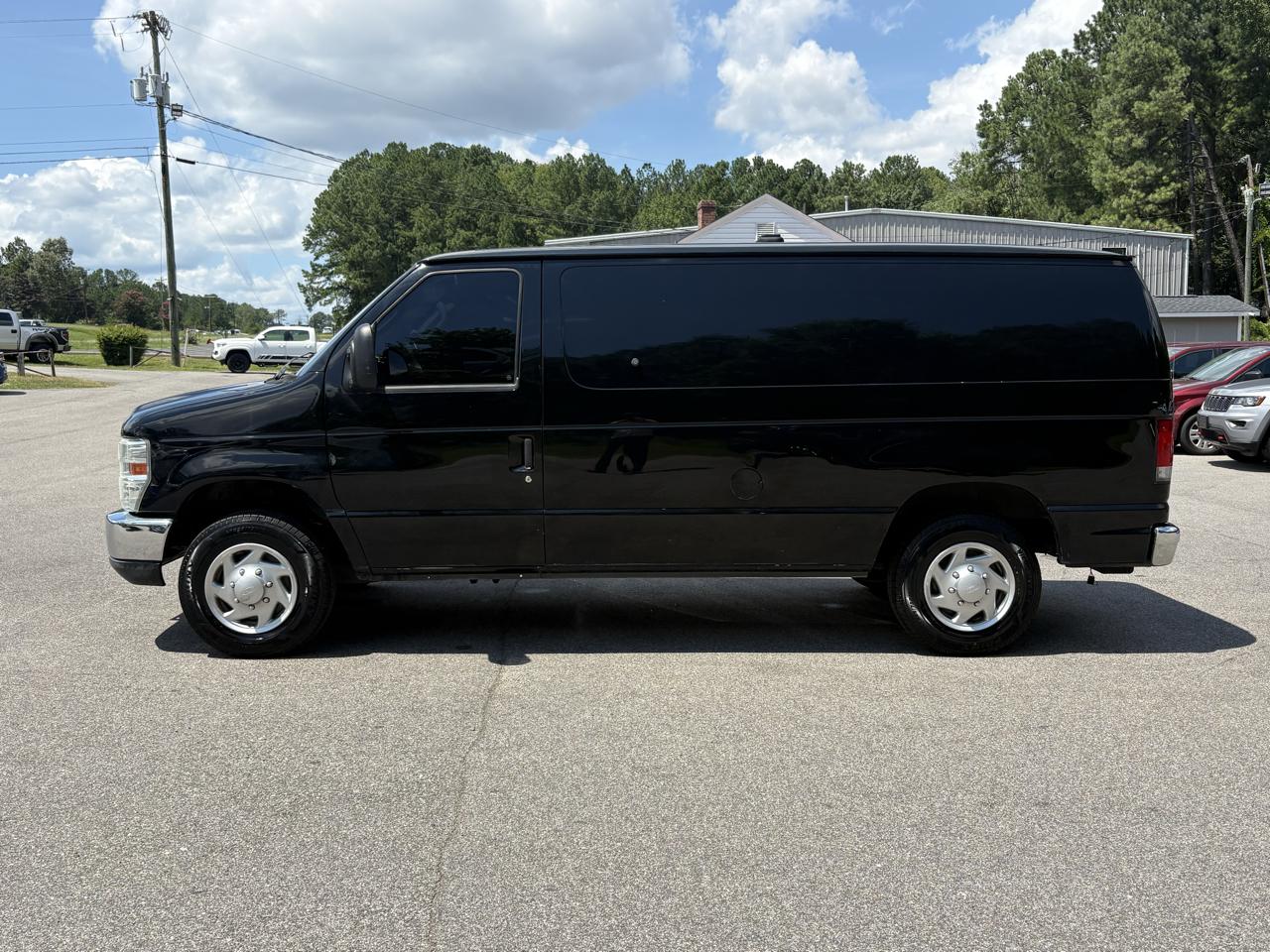 Ford Econoline E-150 2014
