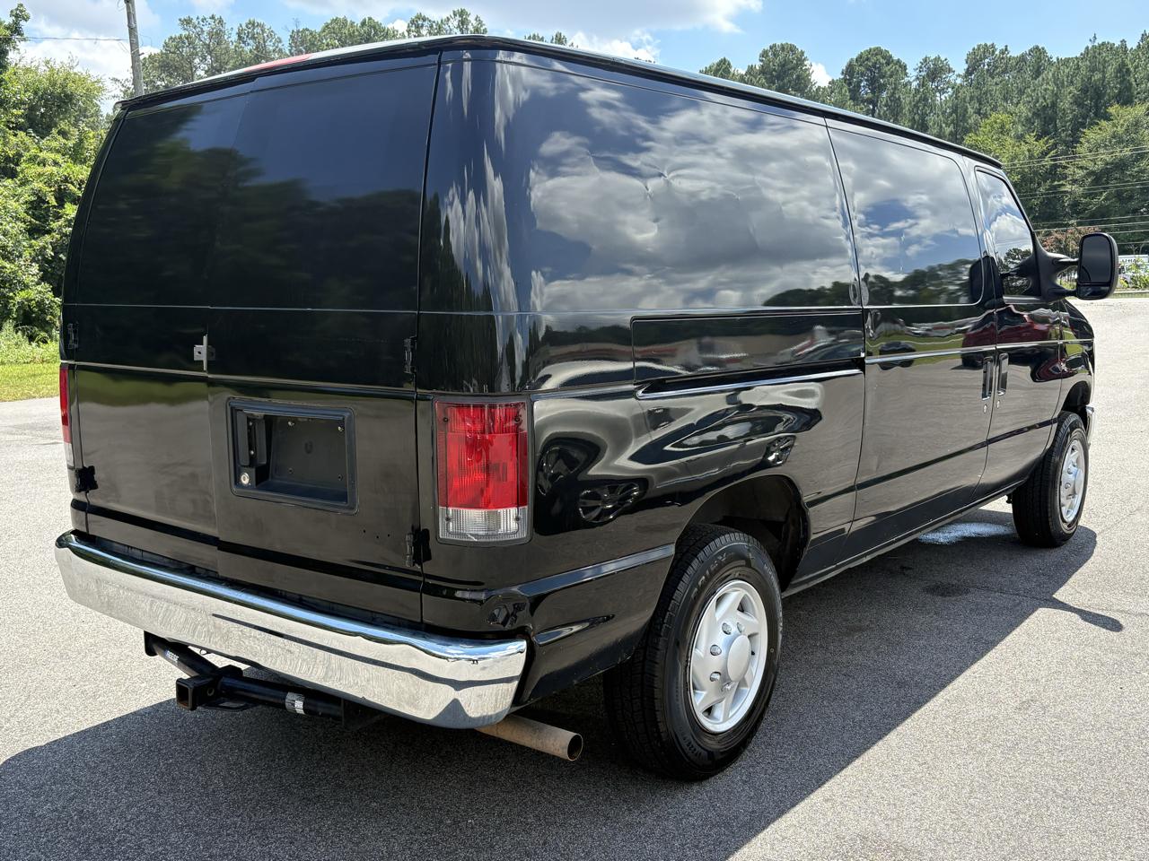 Ford Econoline E-150 2014