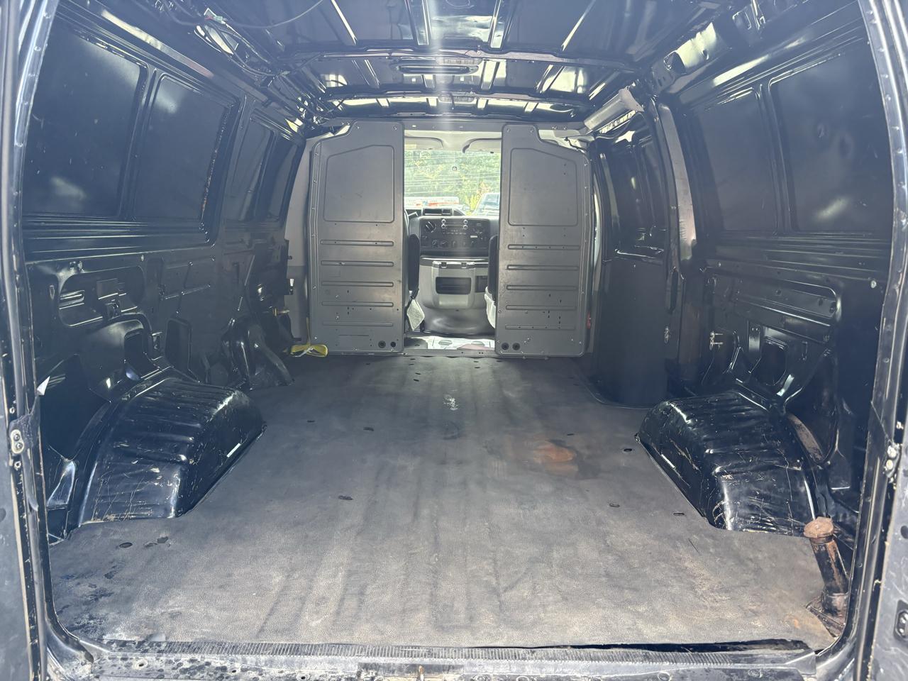 Ford Econoline E-150 2014