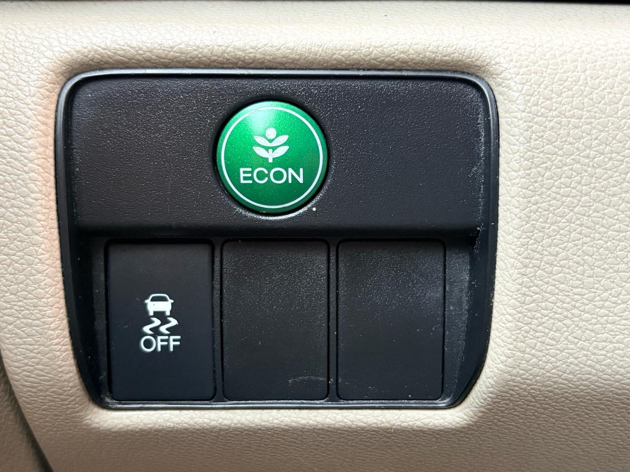 Honda Accord LX sedan 2013