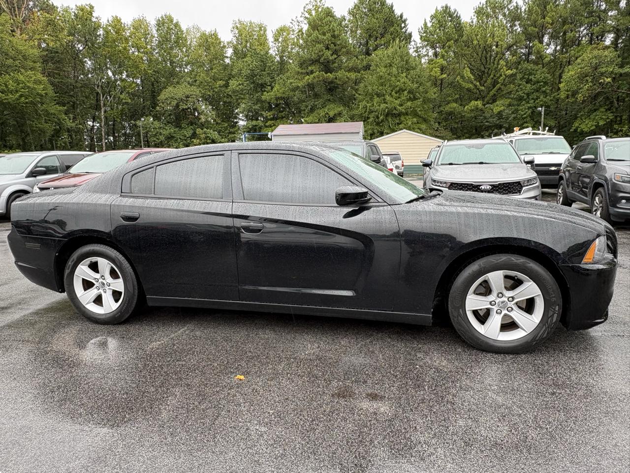 Dodge Charger SE 2013
