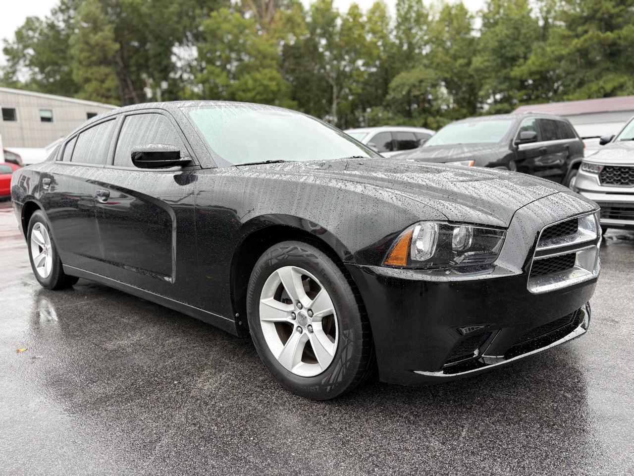 Dodge Charger SE 2013