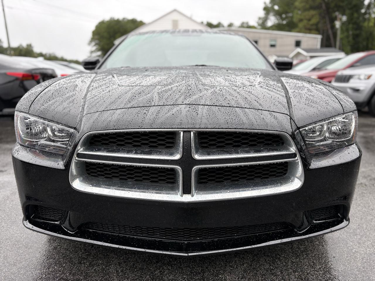 Dodge Charger SE 2013