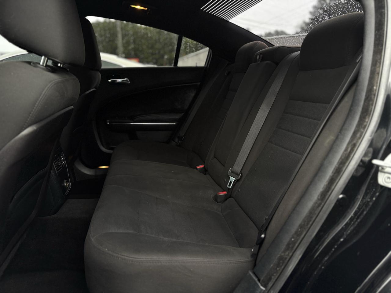 Dodge Charger SE 2013