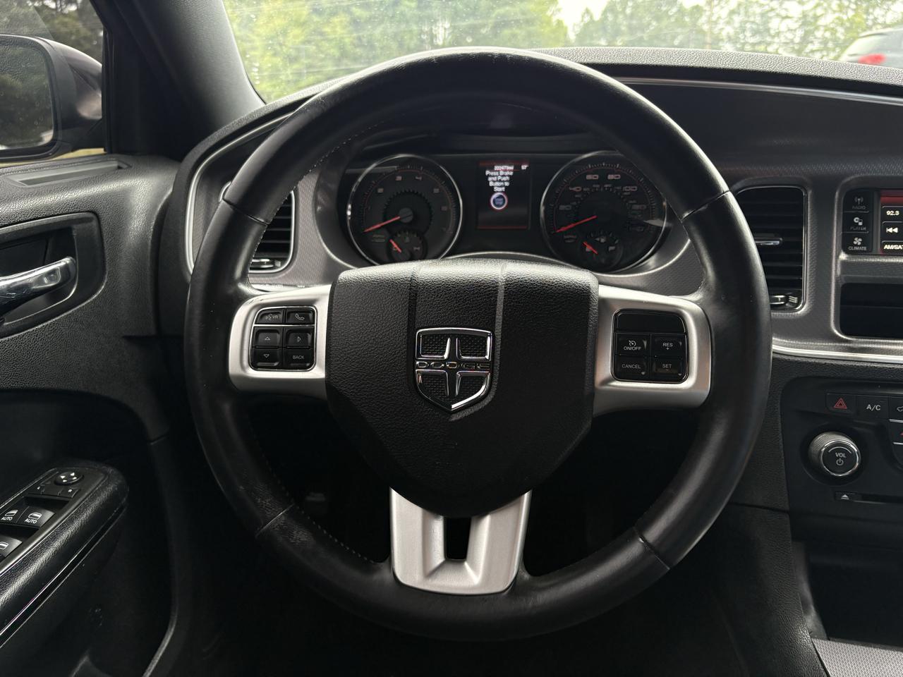 Dodge Charger SE 2013