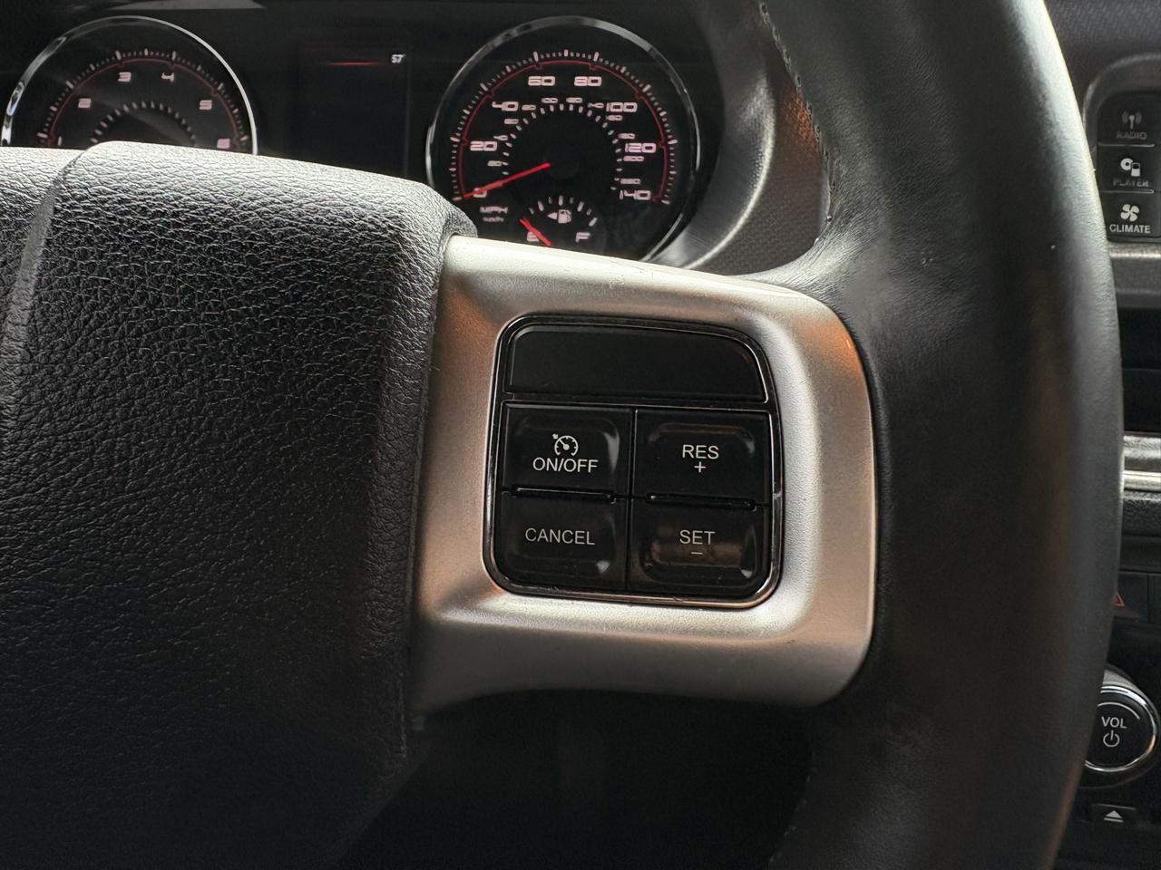 Dodge Charger SE 2013