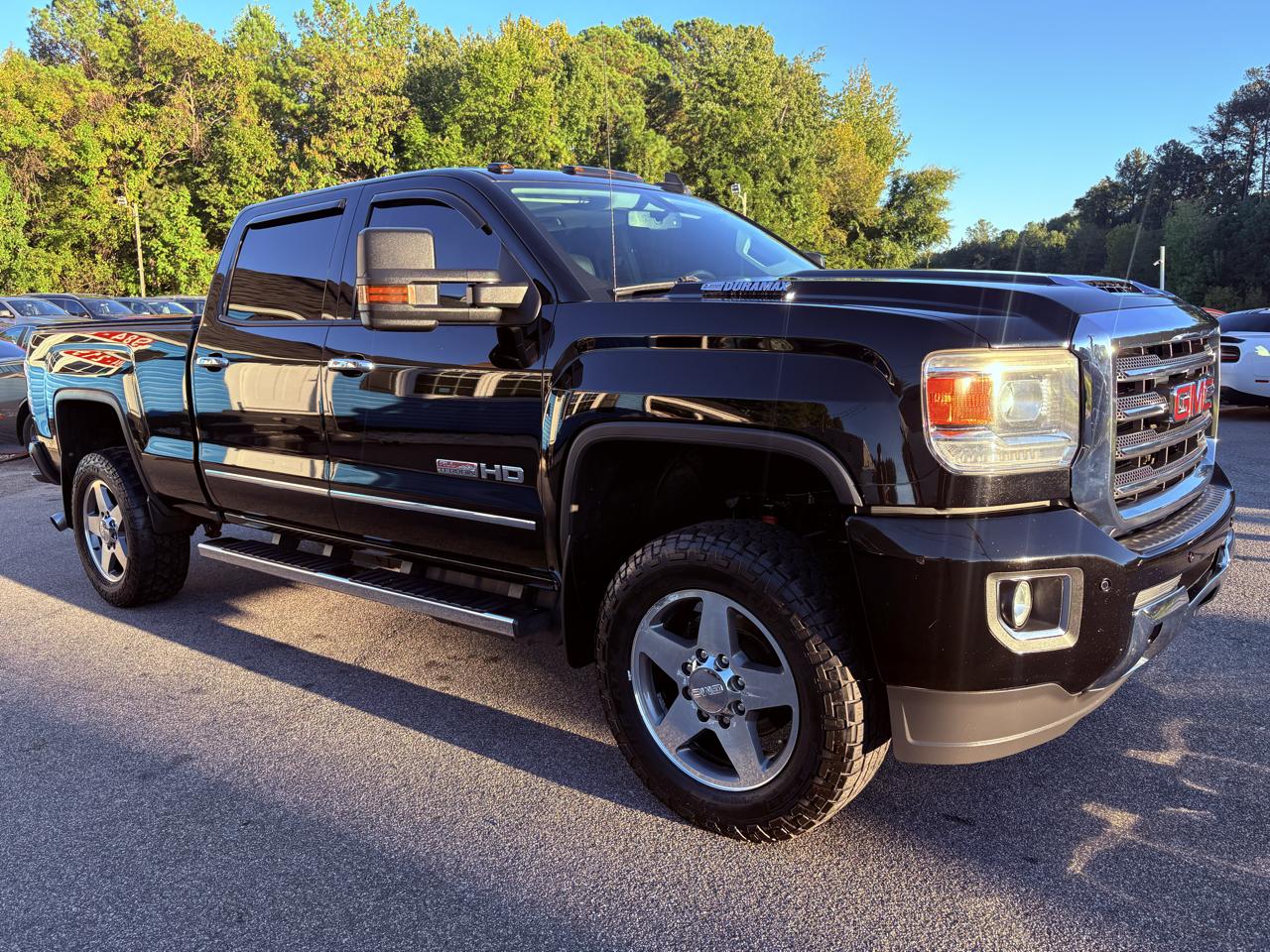 GMC Sierra 2500HD SLT Crew Cab 4WD 2017