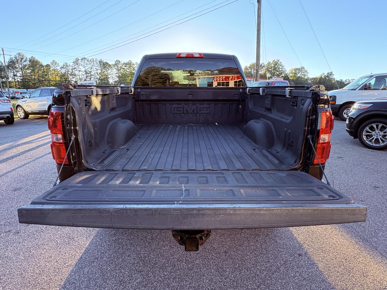 GMC Sierra 2500HD SLT Crew Cab 4WD 2017