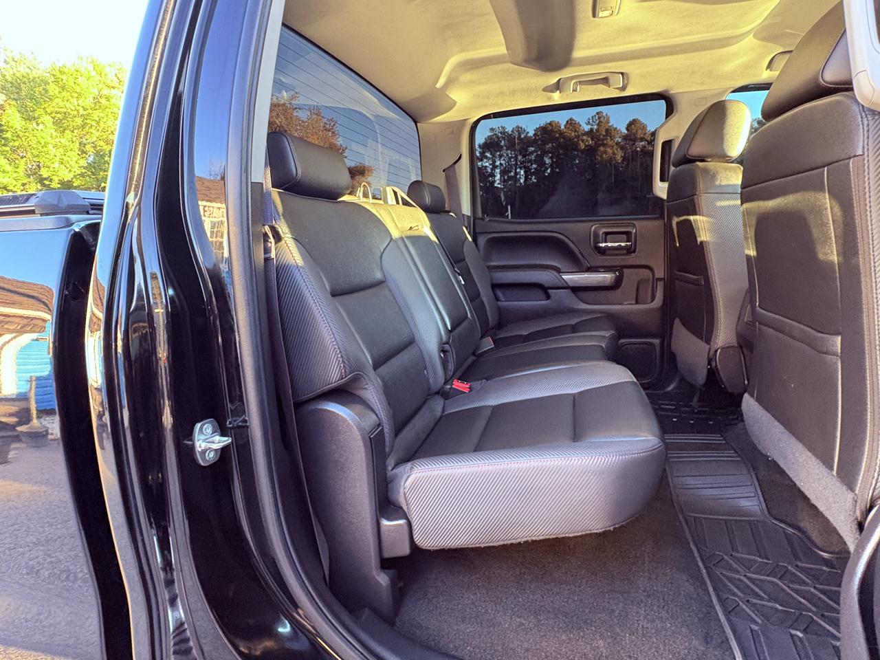 GMC Sierra 2500HD SLT Crew Cab 4WD 2017