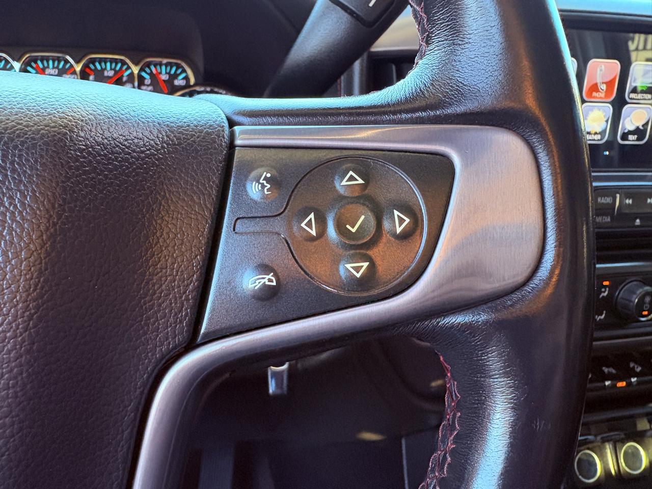 GMC Sierra 2500HD SLT Crew Cab 4WD 2017