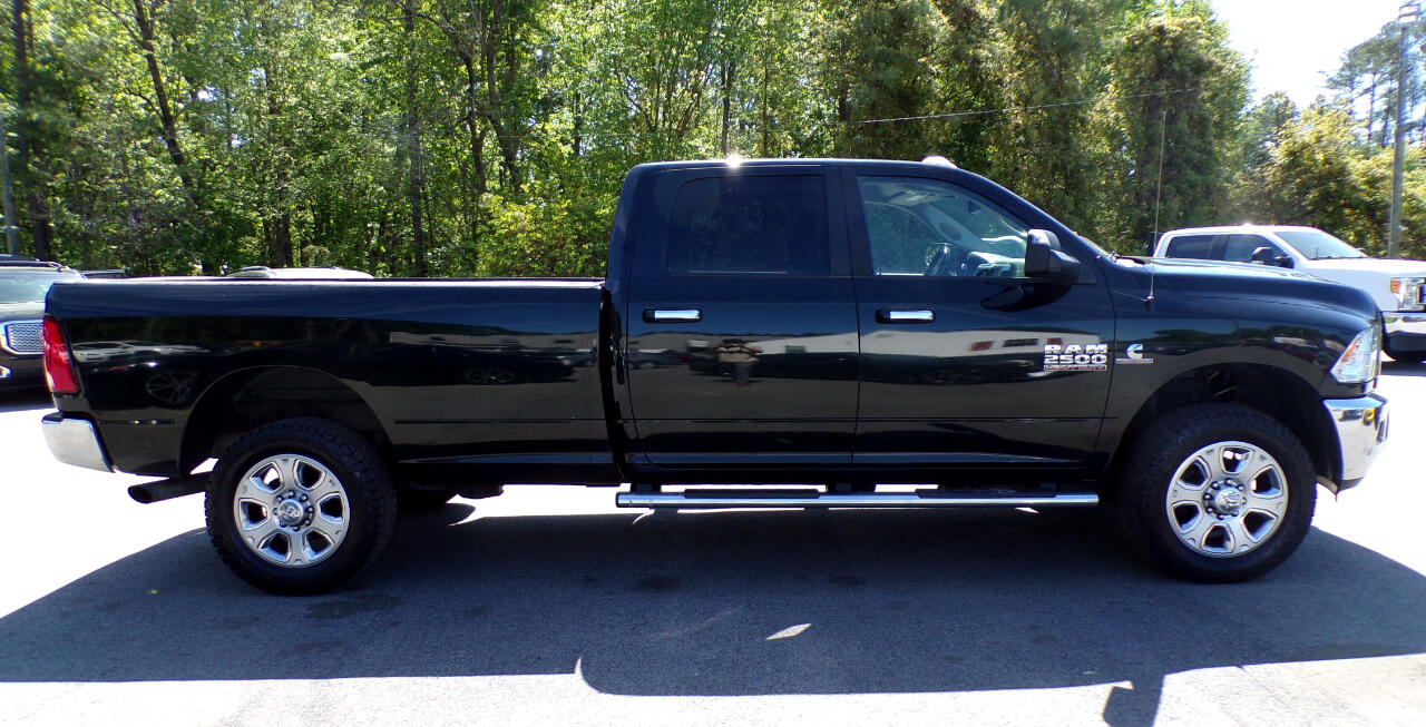 RAM 2500 Big Horn 4x4 Crew Cab 8' Box 2016 RAM 2500 Big Horn 4x4 Crew Cab 8' Box 2016