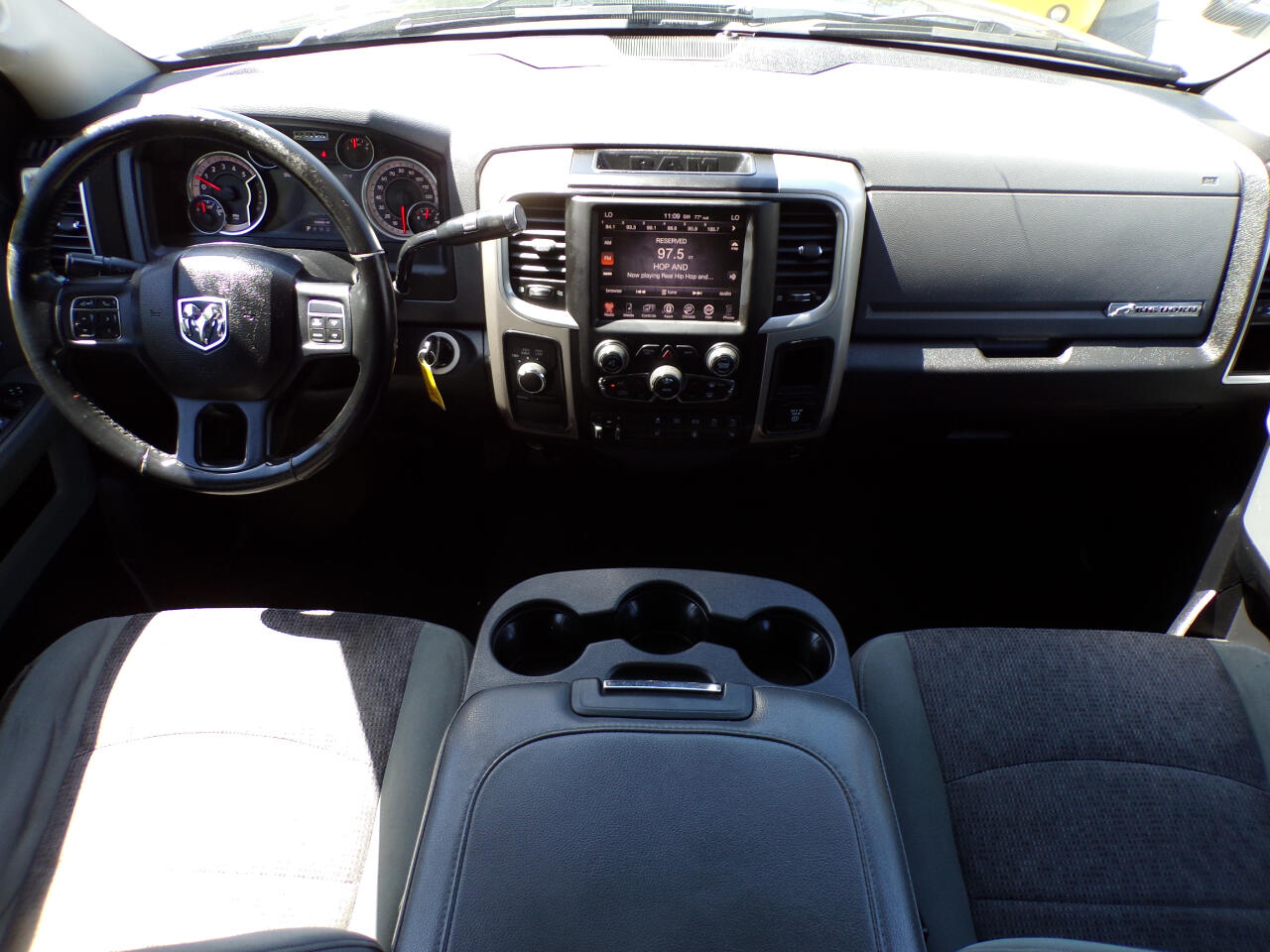 RAM 2500 Big Horn 4x4 Crew Cab 8' Box 2016 RAM 2500 Big Horn 4x4 Crew Cab 8' Box 2016