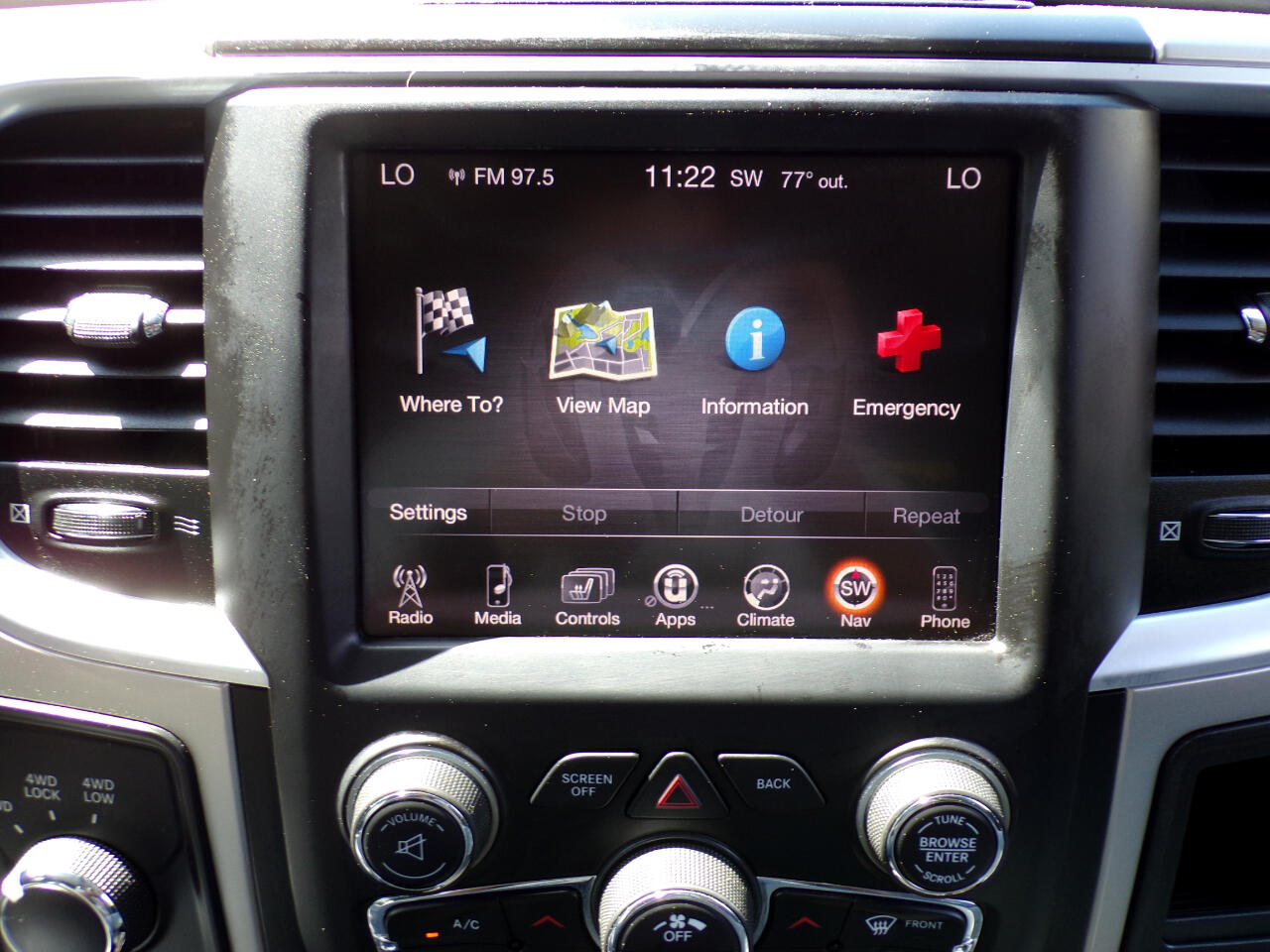 RAM 2500 Big Horn 4x4 Crew Cab 8' Box 2016 RAM 2500 Big Horn 4x4 Crew Cab 8' Box 2016