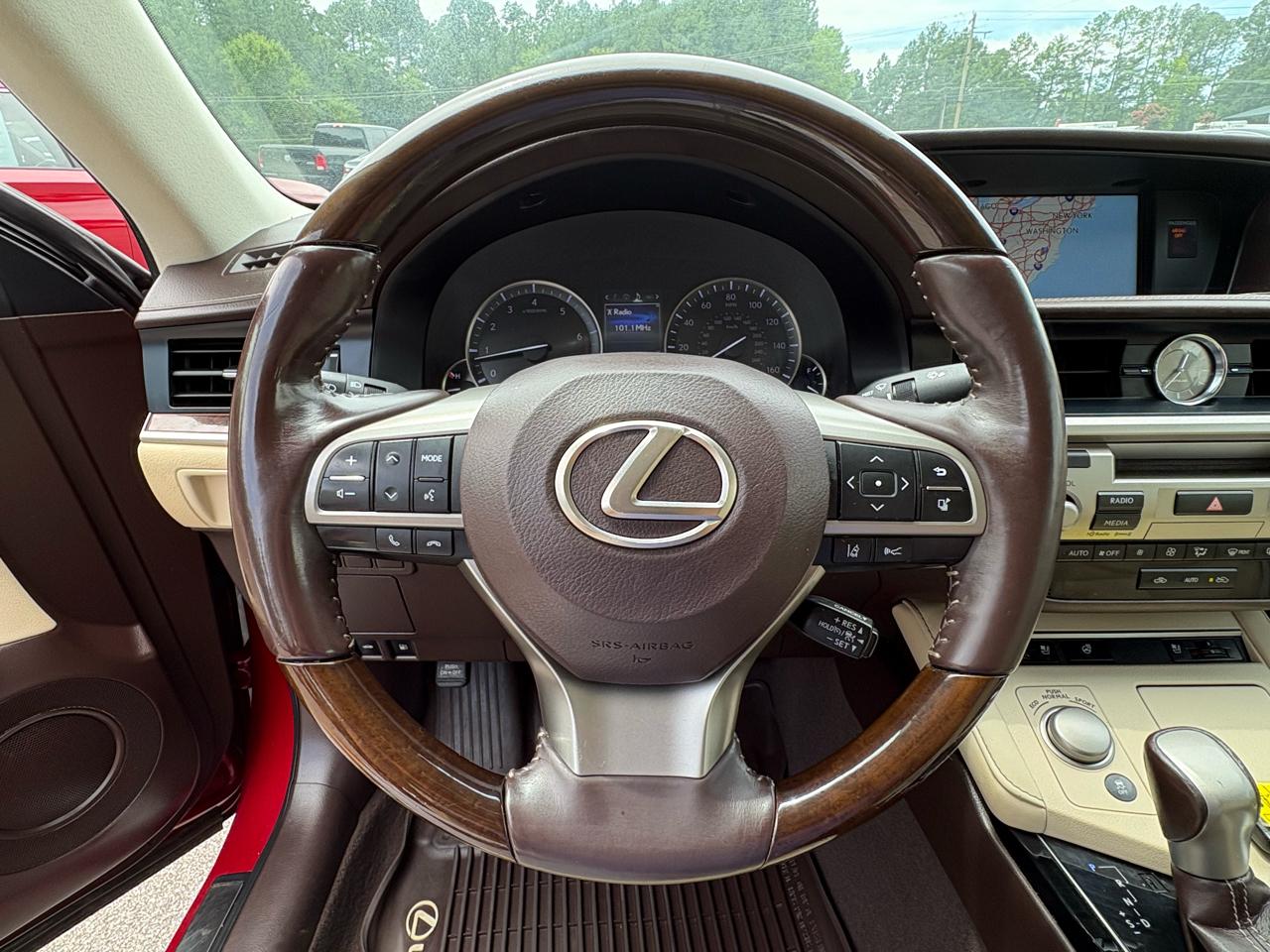 Lexus ES 350 Luxury 2018