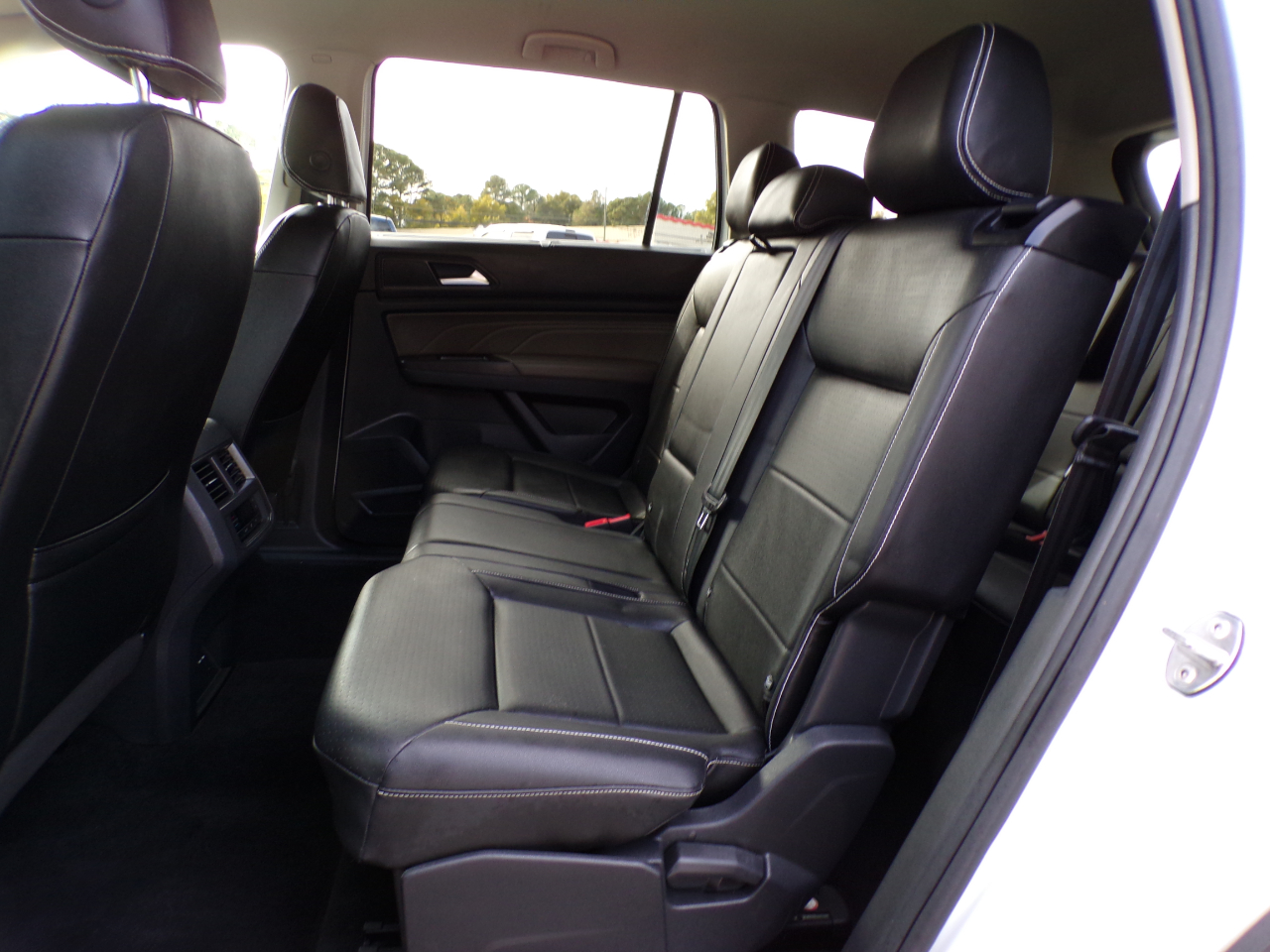 Volkswagen Atlas V6 SE w/Technology 2021 Volkswagen Atlas V6 SE w/Technology 2021