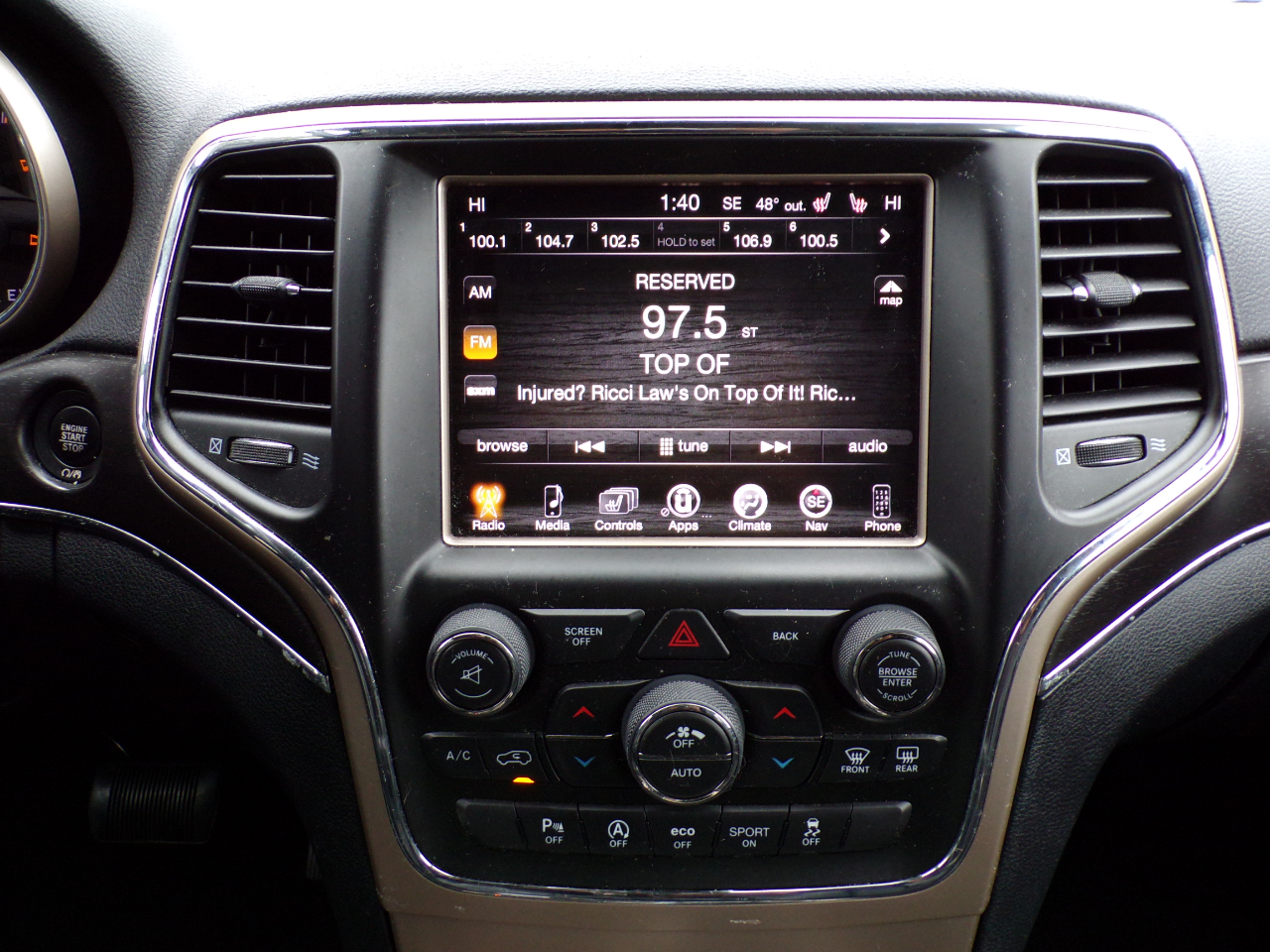 Jeep Grand Cherokee Limited 4WD 2016 Jeep Grand Cherokee Limited 4WD 2016