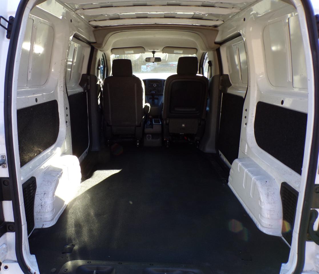 Nissan NV200 SV 2017