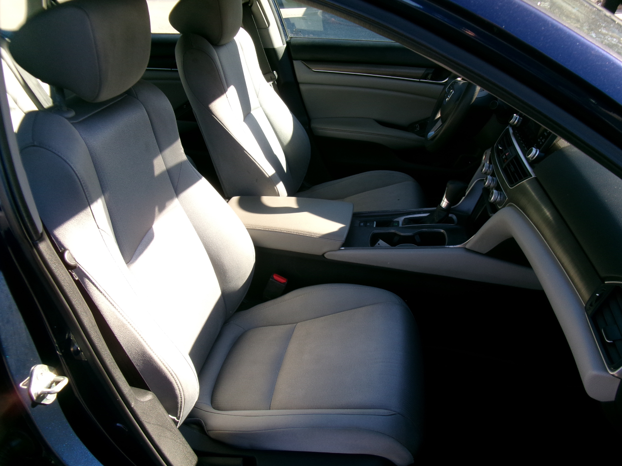 Honda Accord LX CVT 2019