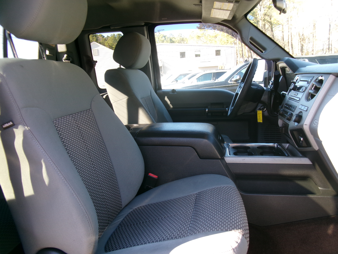 Ford F-350 SD XLT SuperCab Long Bed 4WD 2015