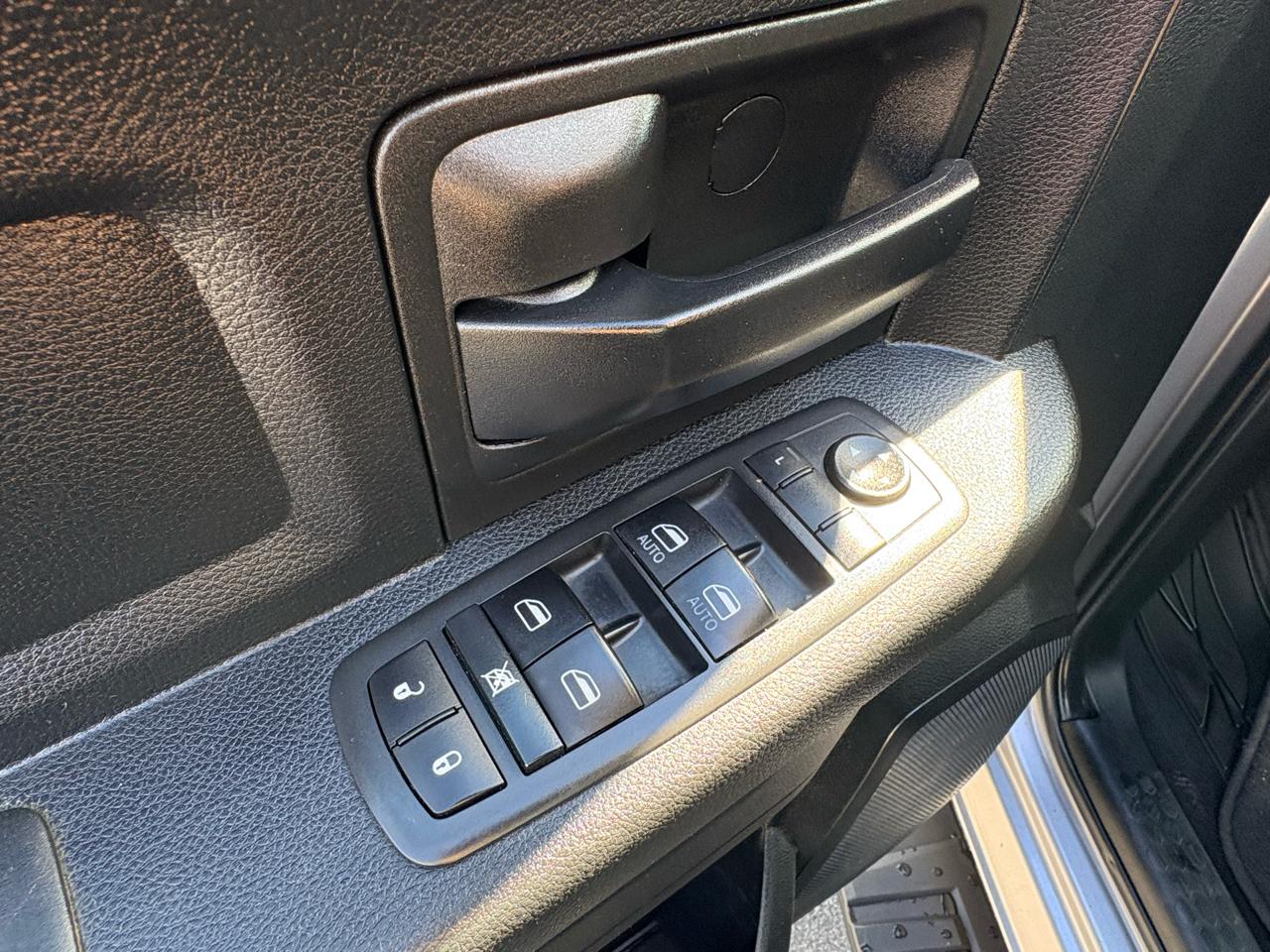 RAM 2500 Tradesman Crew Cab SWB 4WD 2020