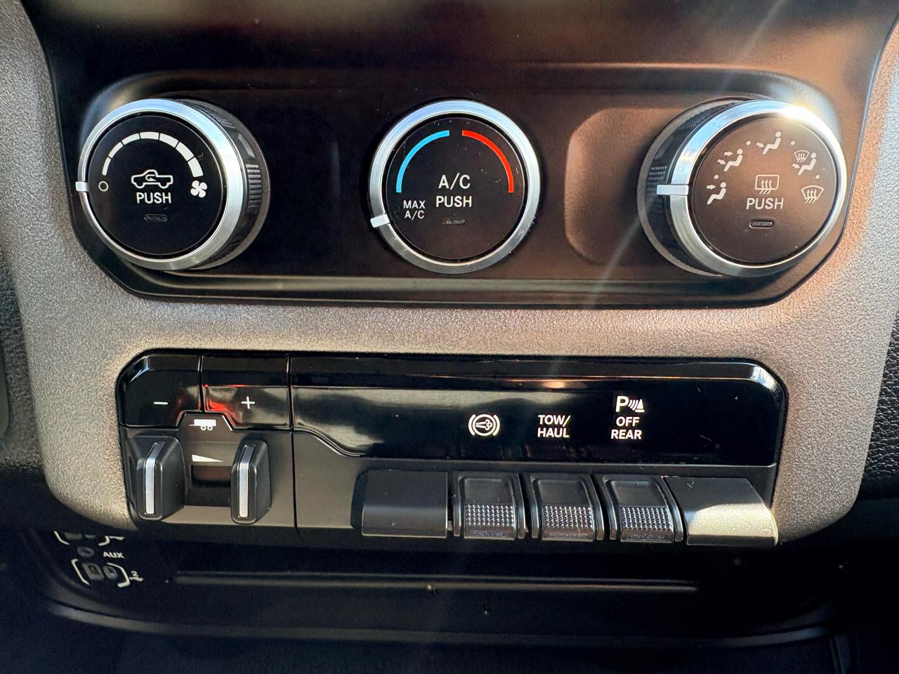 RAM 2500 Tradesman Crew Cab SWB 4WD 2020