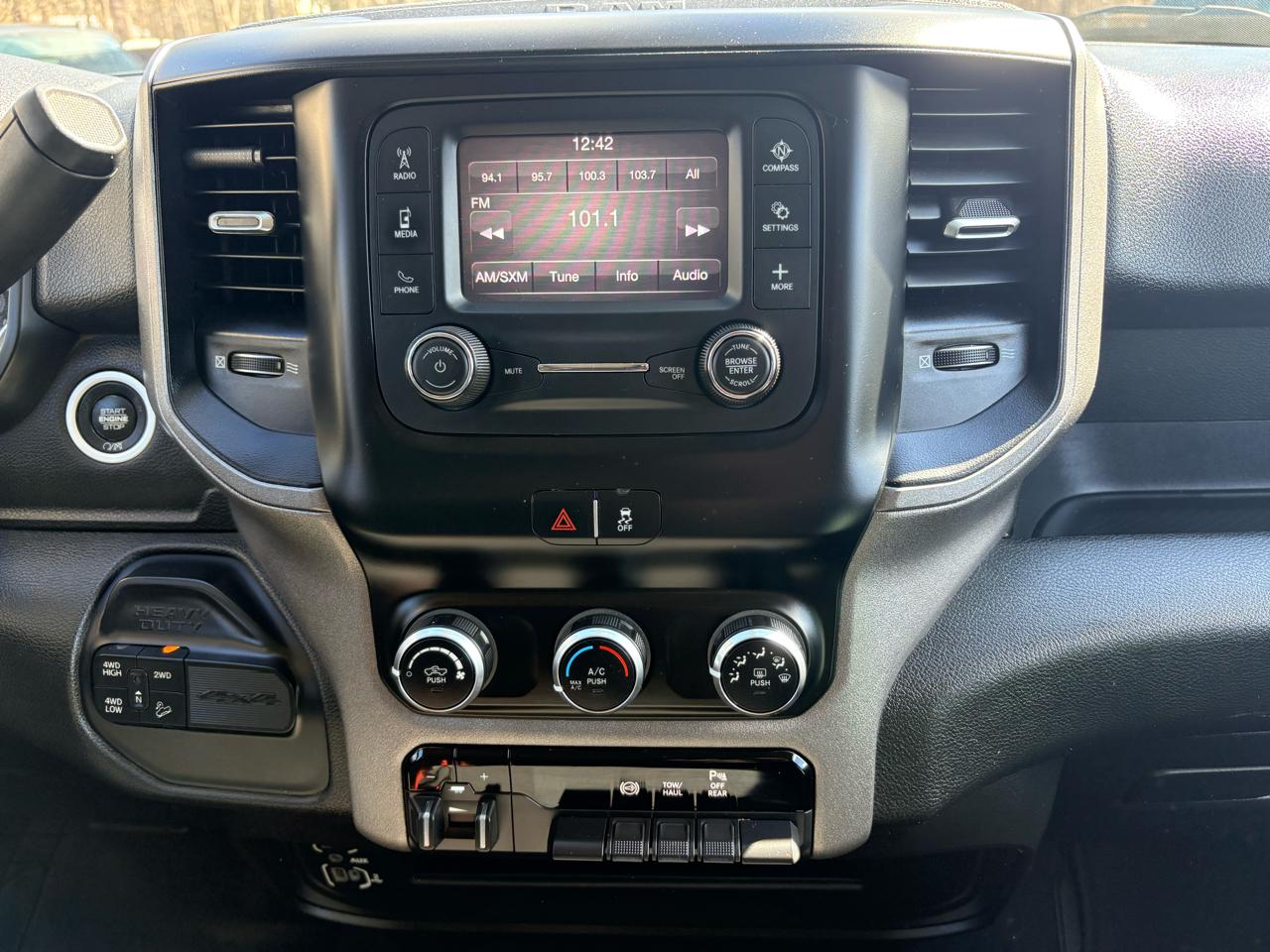 RAM 2500 Tradesman Crew Cab SWB 4WD 2020