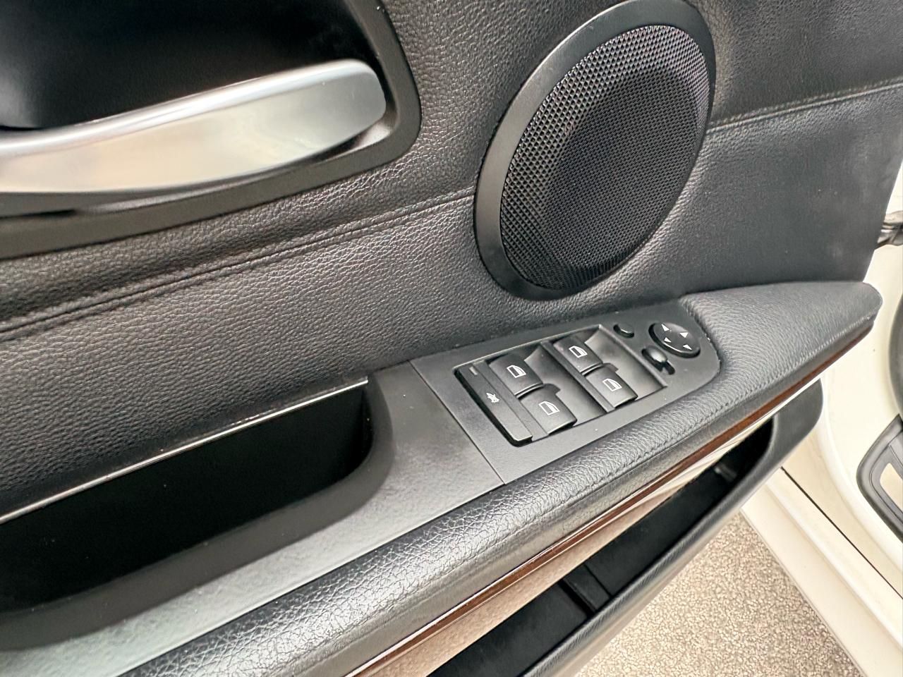 BMW 3-Series 328i 2011