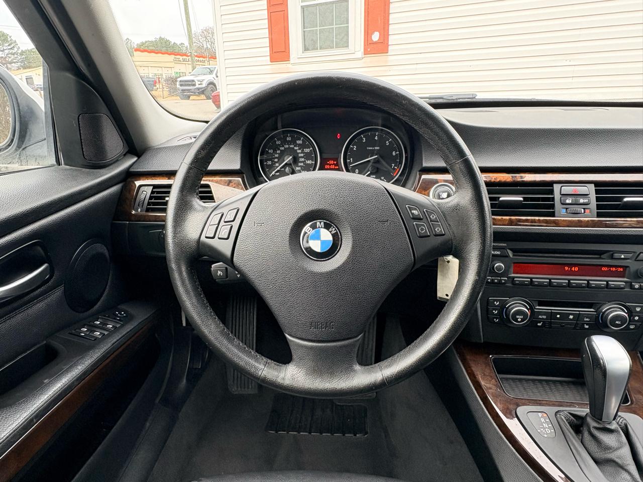 BMW 3-Series 328i 2011
