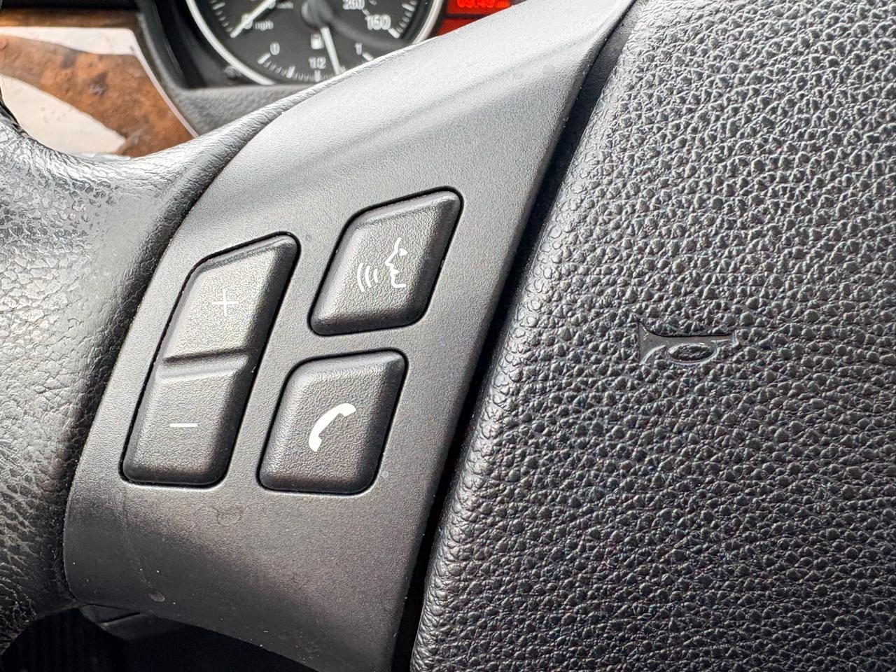 BMW 3-Series 328i 2011