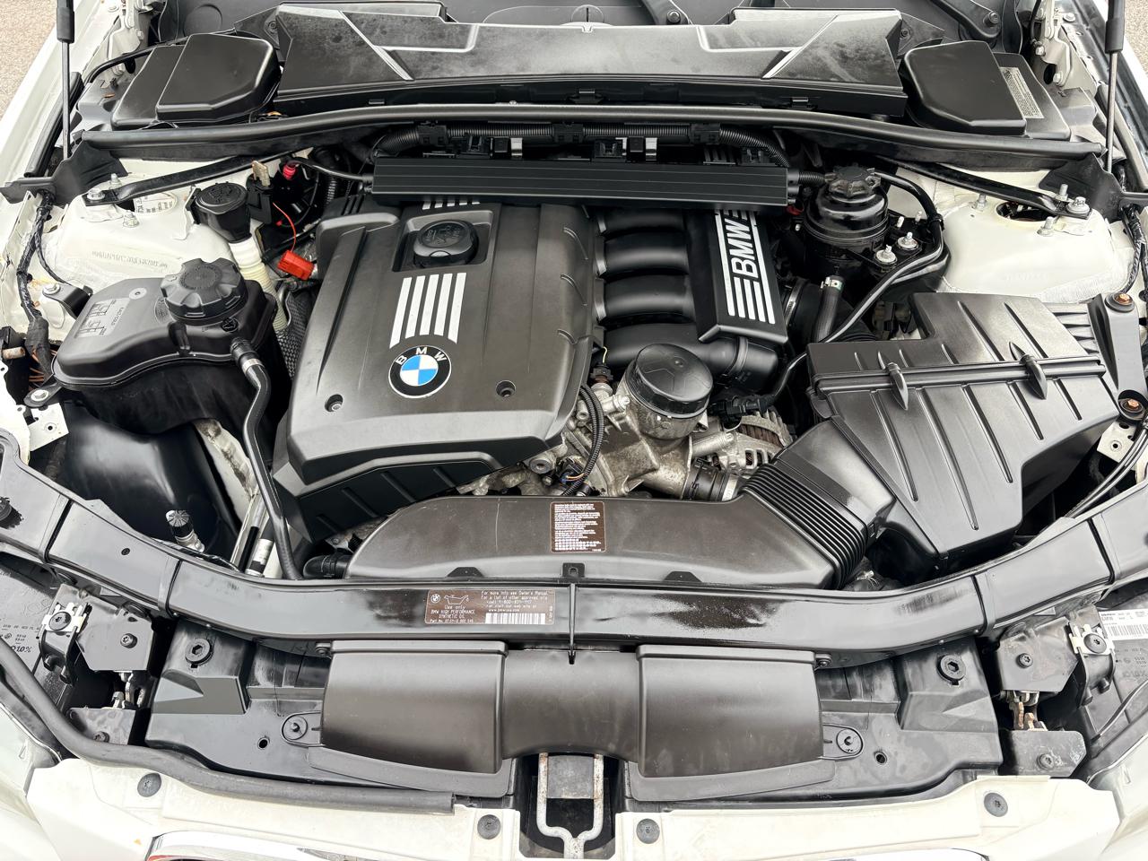 BMW 3-Series 328i 2011