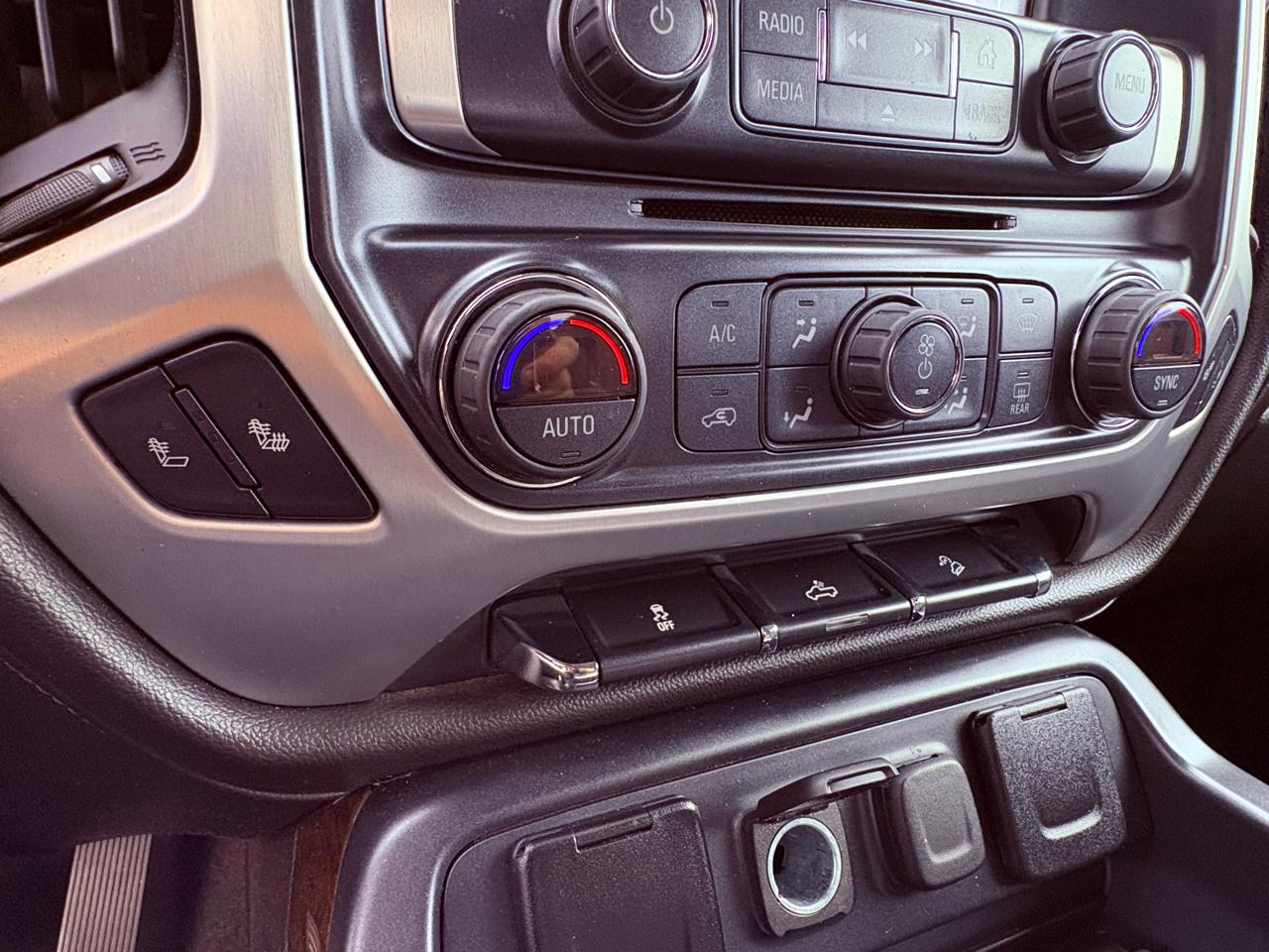 GMC Sierra 1500 4WD Ext Cab 143.5" SLE 2018