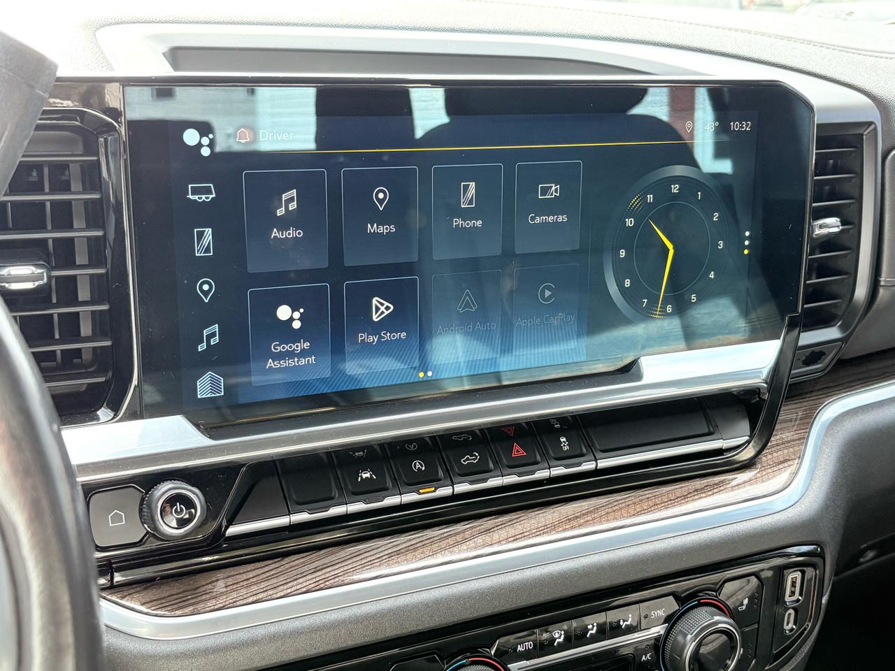 Chevrolet Silverado 1500 4WD Crew Cab 143.5" LT 2022