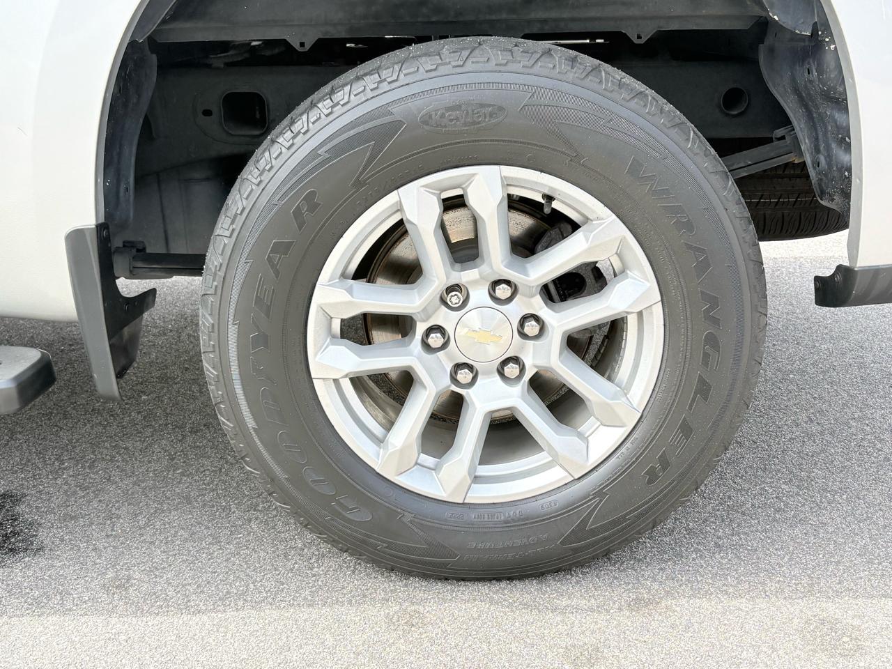 Chevrolet Silverado 1500 4WD Crew Cab 143.5" LT 2022