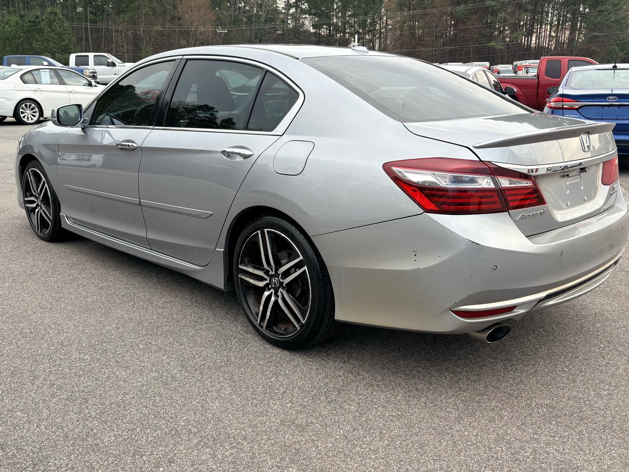 Honda Accord Touring V6 Sedan 6-Spd AT 2017