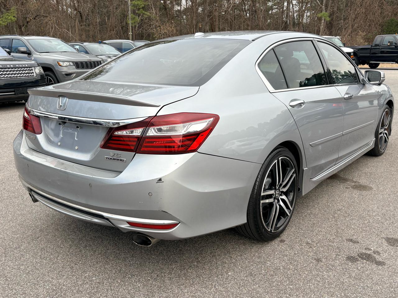 Honda Accord Touring V6 Sedan 6-Spd AT 2017