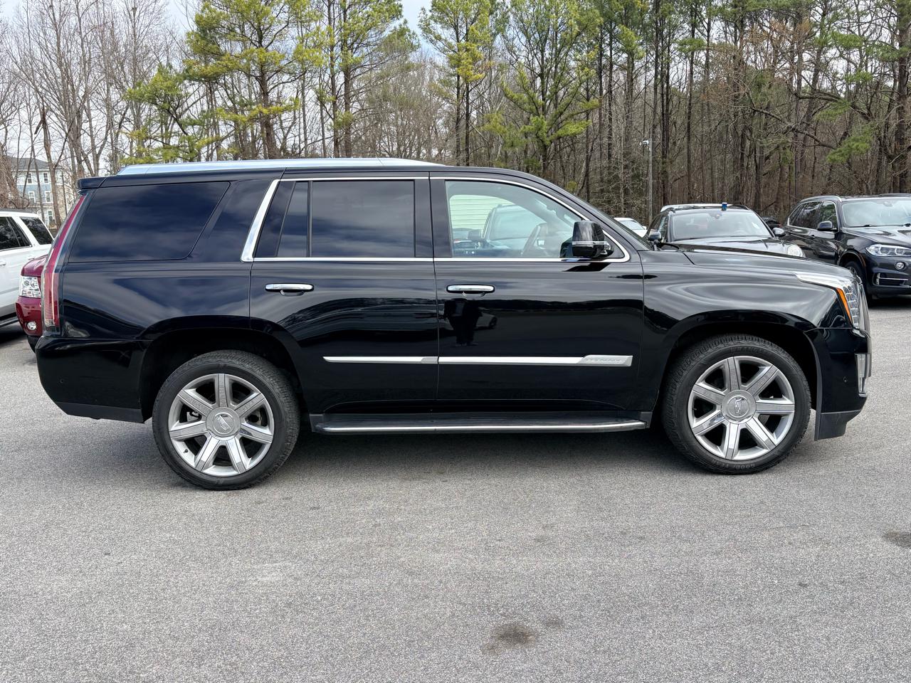 Cadillac Escalade Luxury 4WD 2019