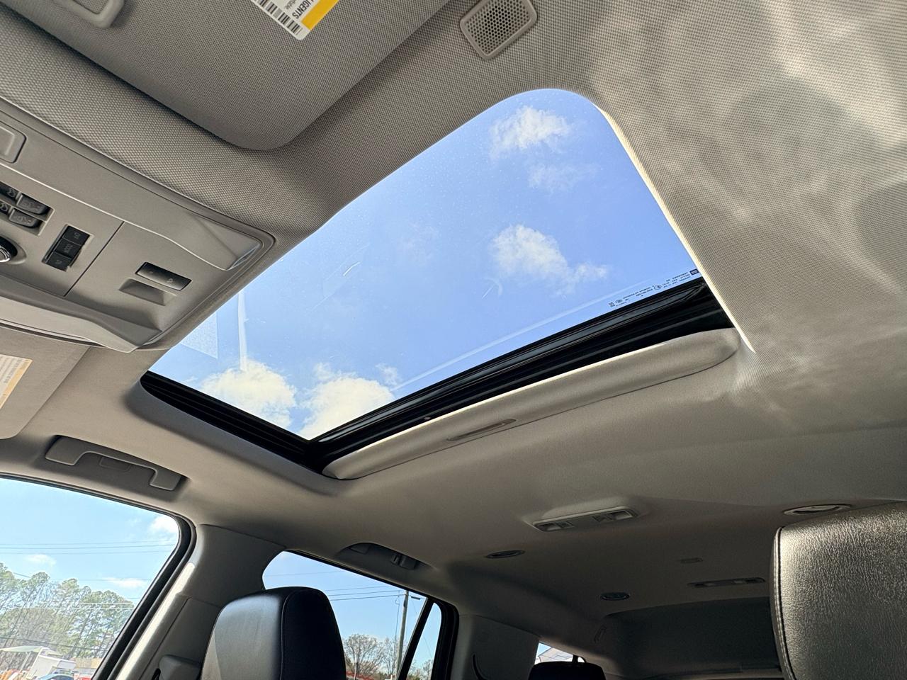 Cadillac Escalade Luxury 4WD 2019