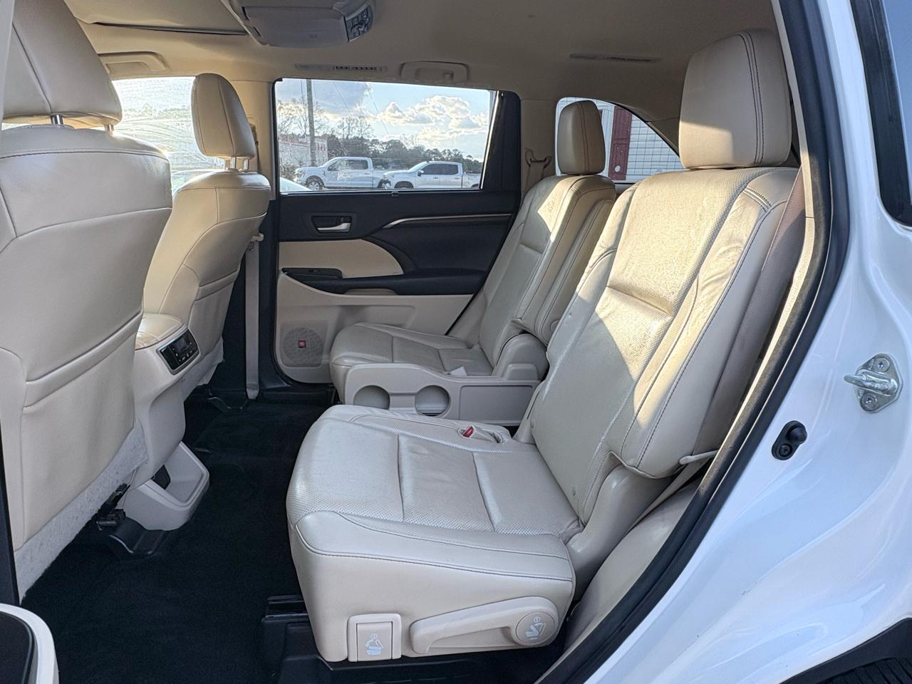 Toyota Highlander Limited 2015