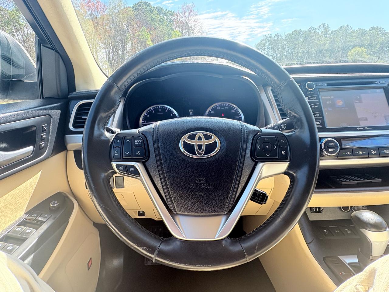 Toyota Highlander Limited 2015