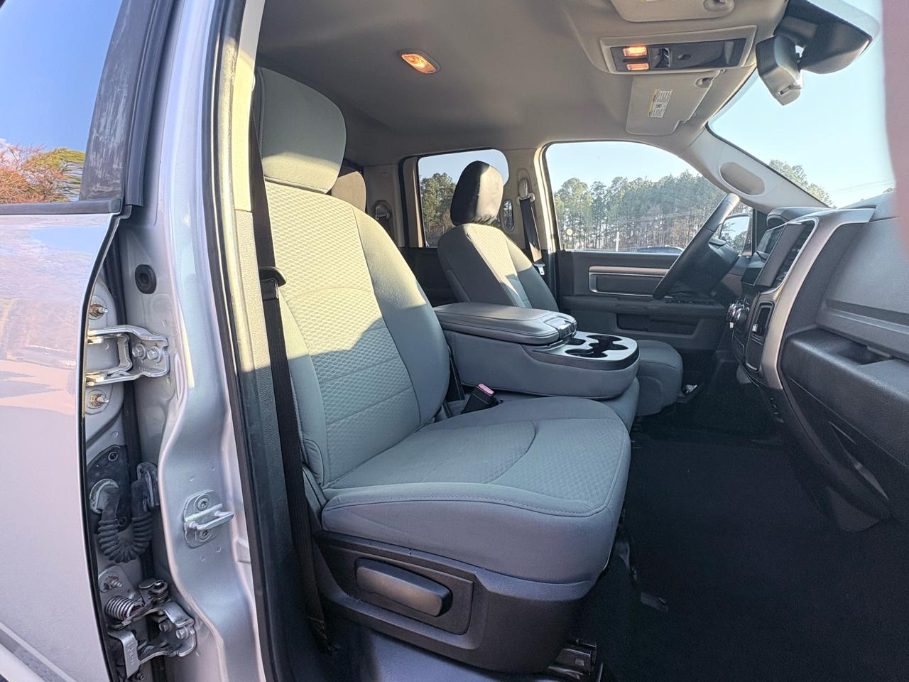 RAM 1500 SLT Quad Cab 2014