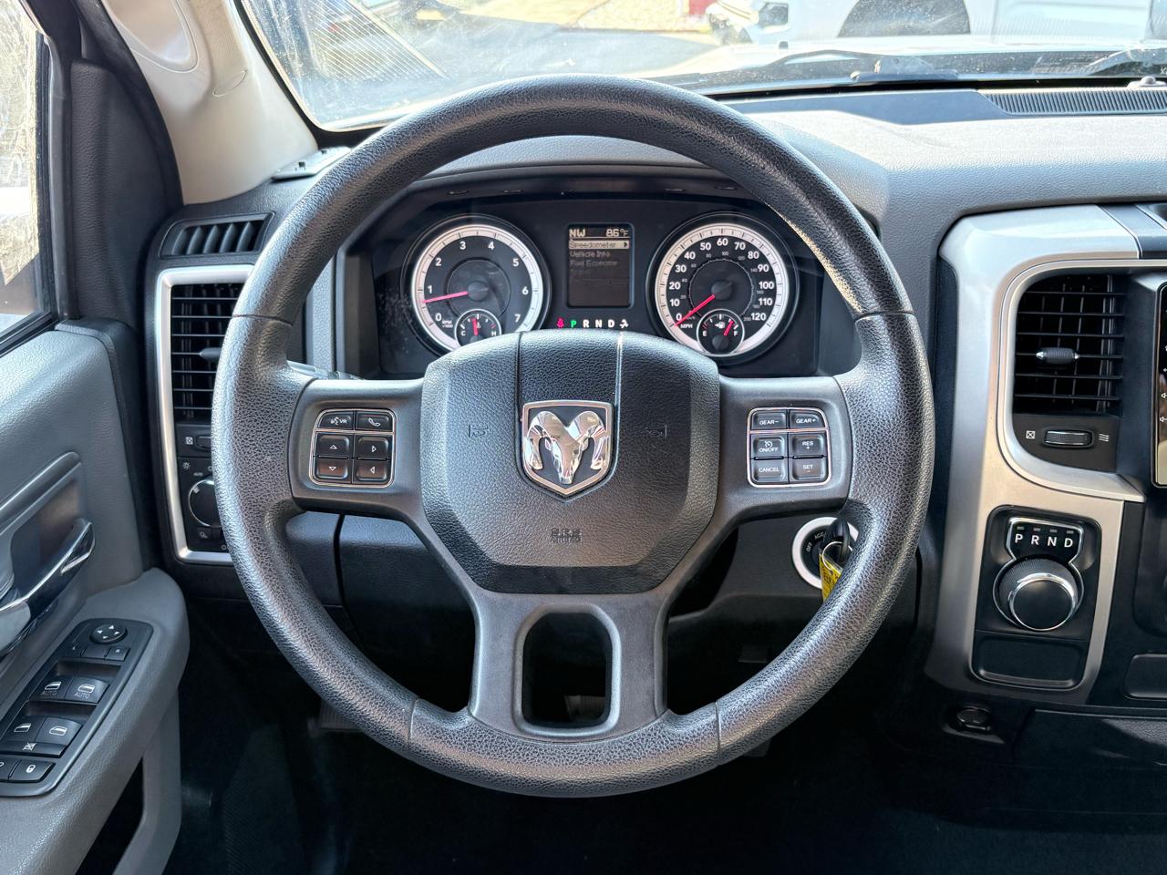 RAM 1500 SLT Quad Cab 2014