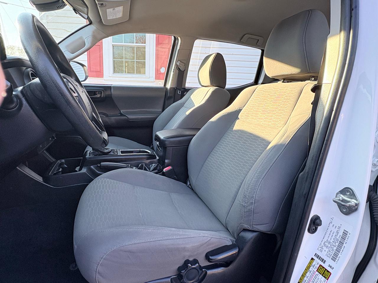 Toyota Tacoma SR5 Double Cab 2018