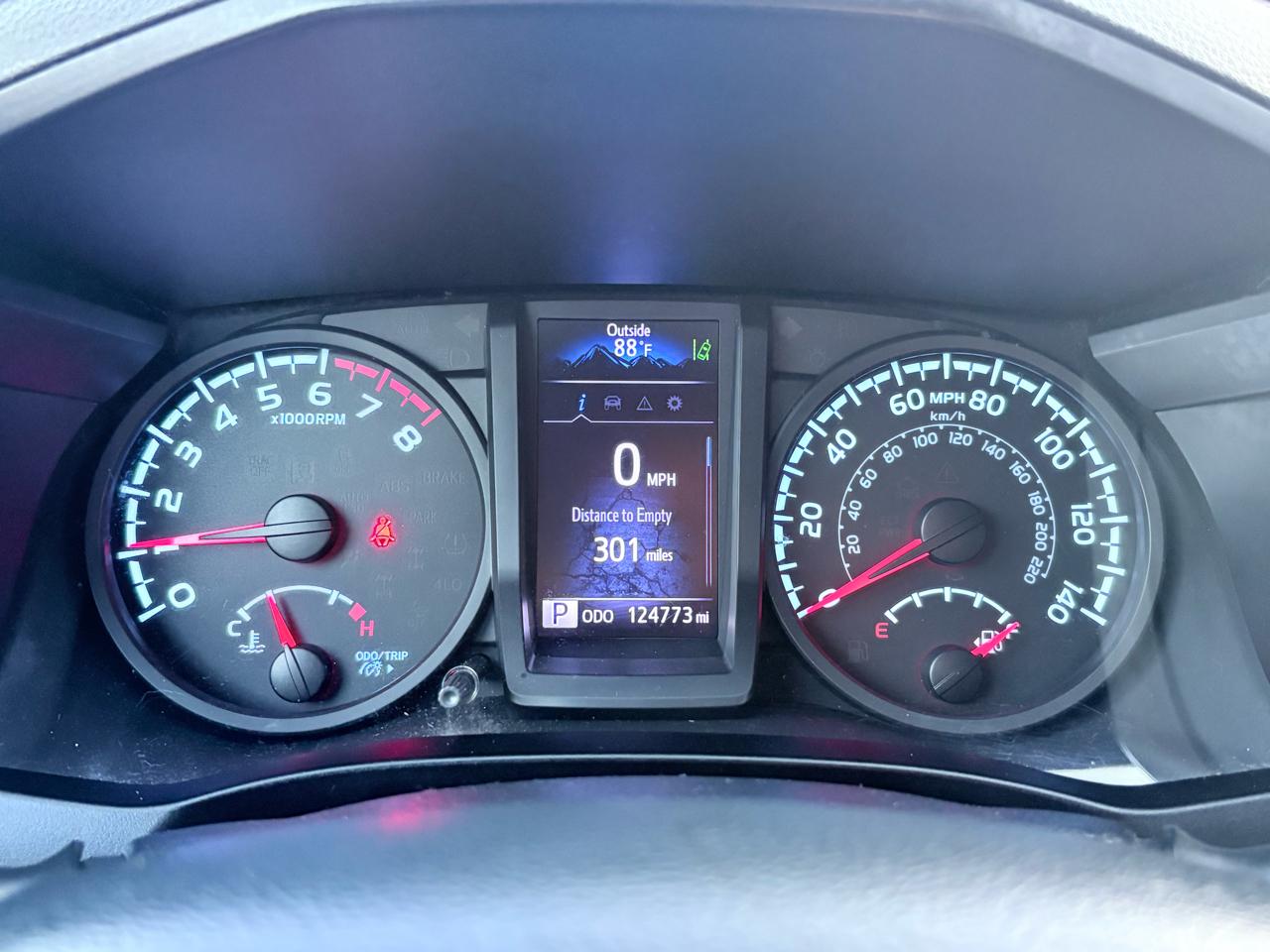 Toyota Tacoma SR5 Double Cab 2018