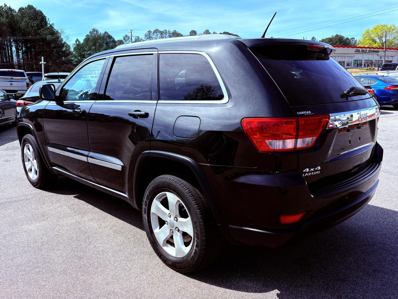 Jeep Grand Cherokee Laredo 4WD 2012