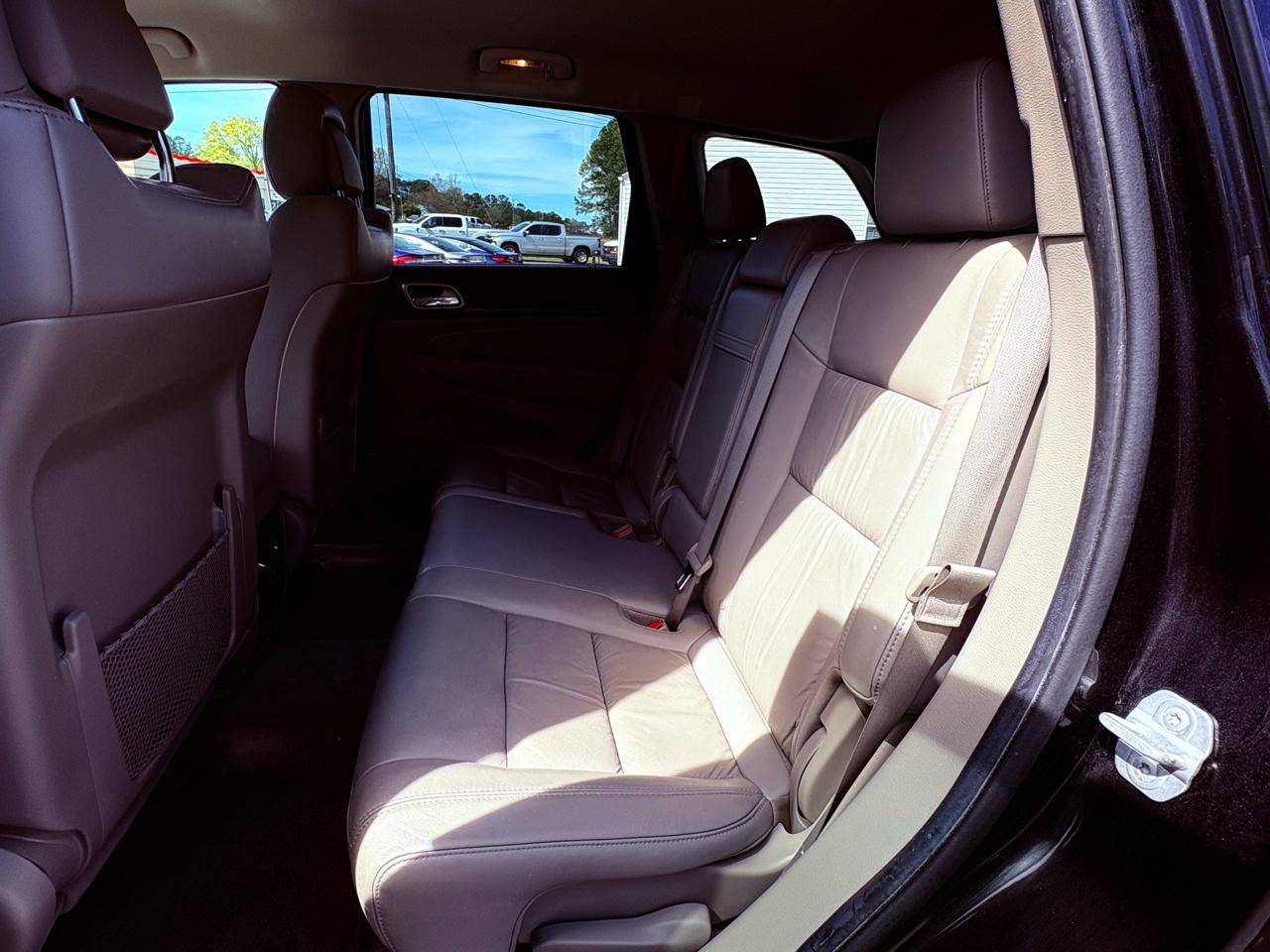 Jeep Grand Cherokee Laredo 4WD 2012